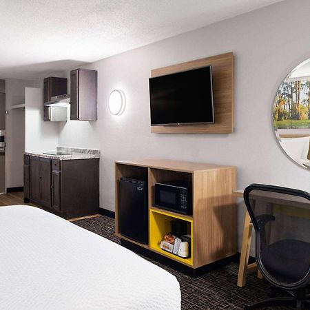 Days Inn By Wyndham Salisbury, Nc Екстер'єр фото